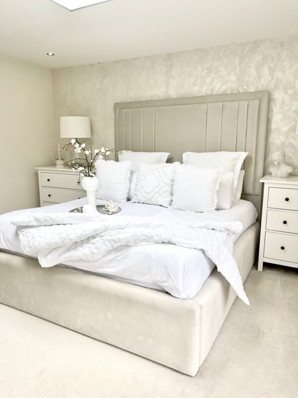 Blenheim Luxury Bed