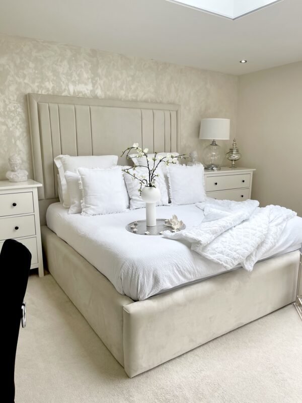 Blenheim Luxury Bed