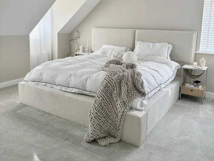 Windsor Bed