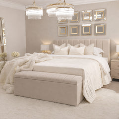 chicago Bedframe