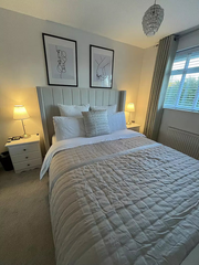 Nuvoria Bedframe
